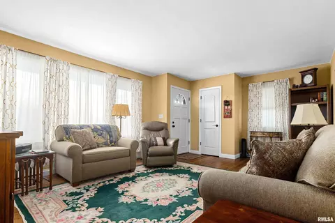 207 Devonshire Rd, Washington, IL 61571 photo 13
