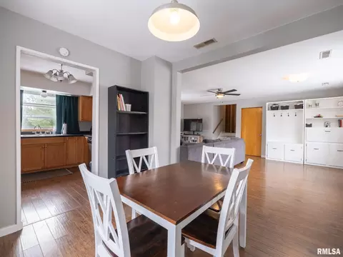 508 Eldridge St, Washington, IL 61571 photo 8