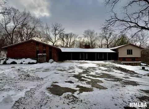 9445 Mcnabb Blacktop Rd, Hennepin, IL 61327
