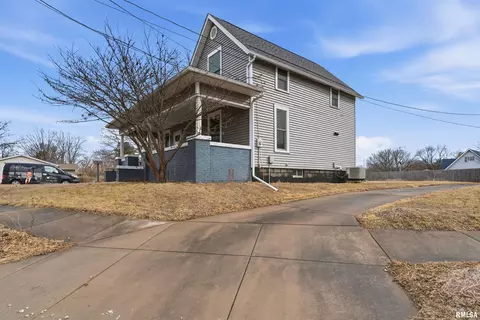 Other - 412 W Maple St, Canton, IL 61520 photo 1 of 7