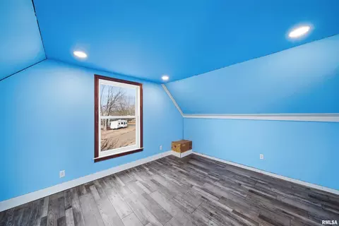 Bedroom - 412 W Maple St, Canton, IL 61520 photo 1 of 6