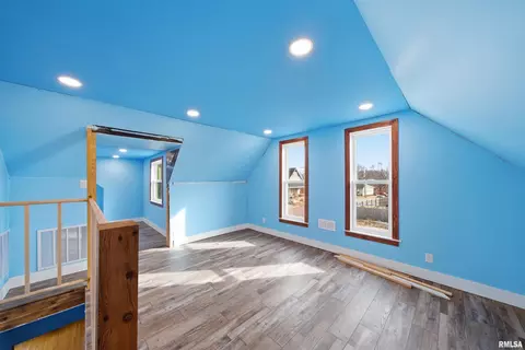 Other - 412 W Maple St, Canton, IL 61520 photo 4 of 7