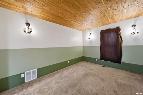 Other - 412 W Maple St, Canton, IL 61520 photo 2 of 7