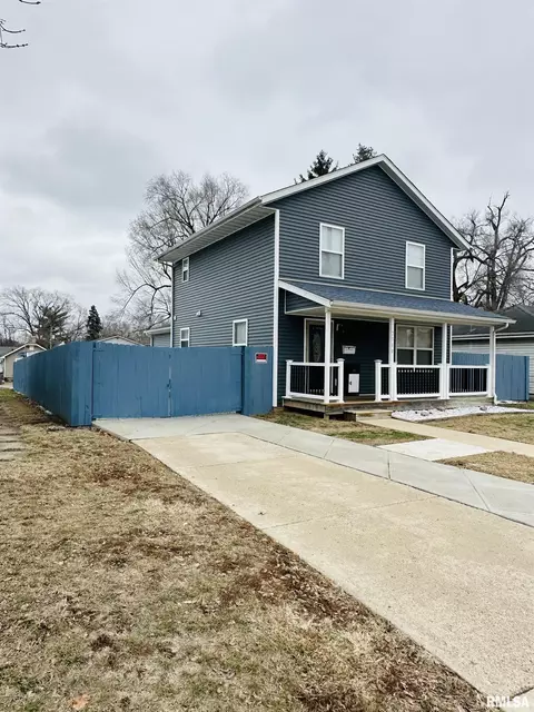 2300 N Sheridan Rd, Peoria, IL 61604