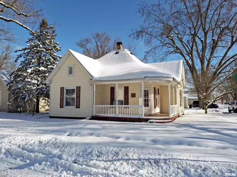 601 N Grand Ave, Saint David, IL 61563