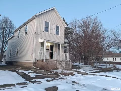 2107 W Wiswall St, Peoria, IL 61605