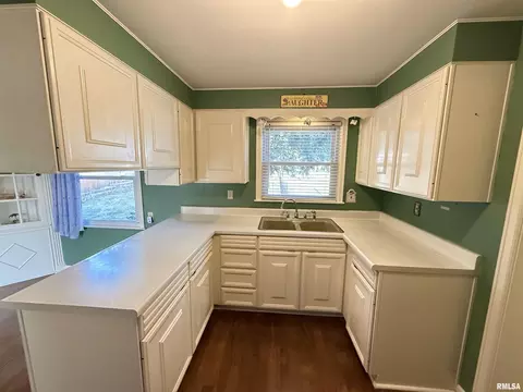 Kitchen - 617 Eureka Ave, Eureka, IL 61530 photo 2 of 7