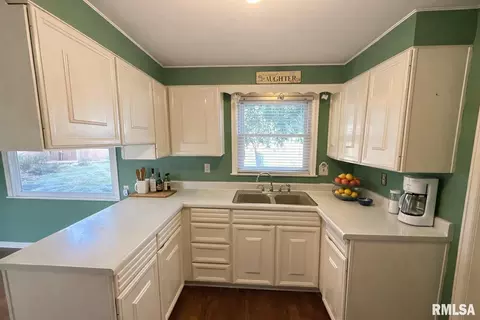 Kitchen - 617 Eureka Ave, Eureka, IL 61530 photo 1 of 7