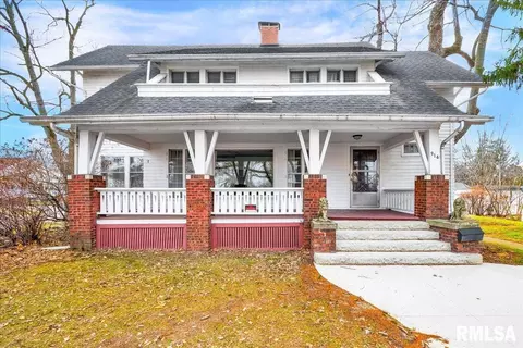 914 Washington St, Pekin, IL 61554
