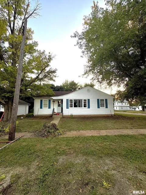 108 N Chatham St, Danvers, IL 61732