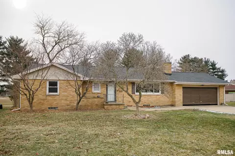 408 Wilshire Dr, Washington, IL 61571