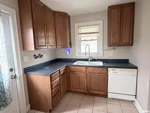 Kitchen - 625 N Lafayette St, Macomb, IL 61455 photo 1 of 2