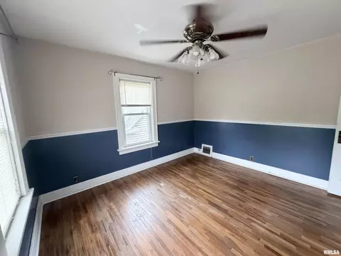 Bedroom - 625 N Lafayette St, Macomb, IL 61455 photo 7 of 7
