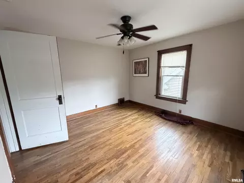 Bedroom - 625 N Lafayette St, Macomb, IL 61455 photo 2 of 7