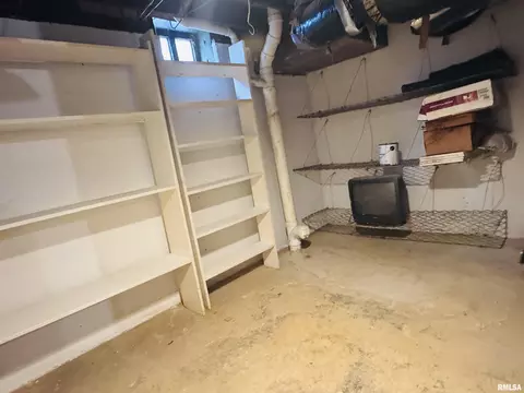 Other - 625 N Lafayette St, Macomb, IL 61455 photo 10 of 14