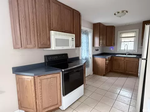 Kitchen - 625 N Lafayette St, Macomb, IL 61455 photo 2 of 2