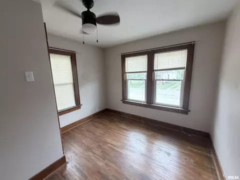 Bedroom - 625 N Lafayette St, Macomb, IL 61455 photo 6 of 7