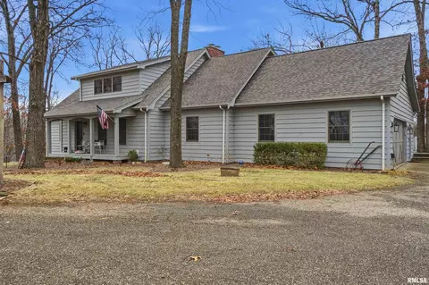 777 Partridge Point Rd, Metamora, IL 61548
