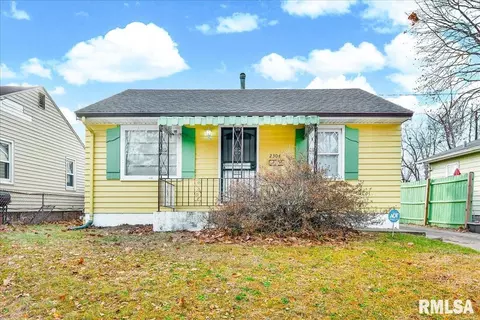 2304 W Proctor St, Peoria, IL 61605