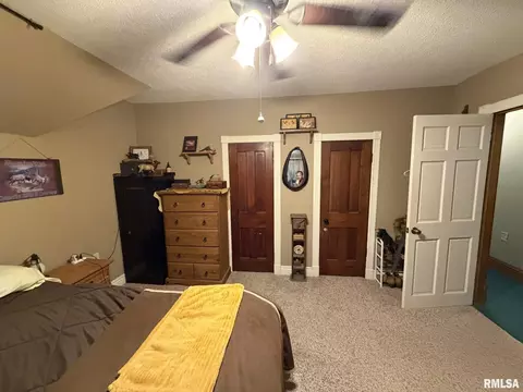 Bedroom - 314 E Broadway St, Astoria, IL 61501 photo 5 of 5
