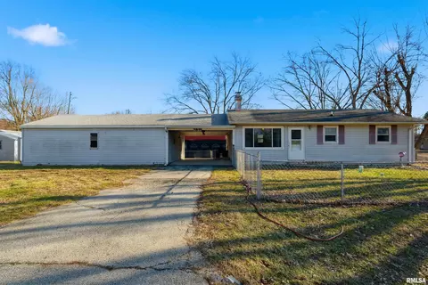 3833 Norwood Rd, Manito, IL 61546