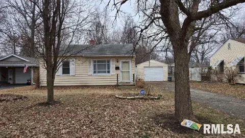 1413 N Wilson Ave, Chillicothe, IL 61523