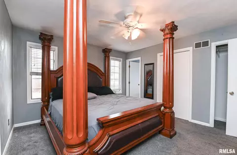 Bedroom - 705 N Crestview Dr, Metamora, IL 61548 photo 1 of 9