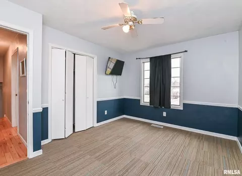 Bedroom - 705 N Crestview Dr, Metamora, IL 61548 photo 6 of 9
