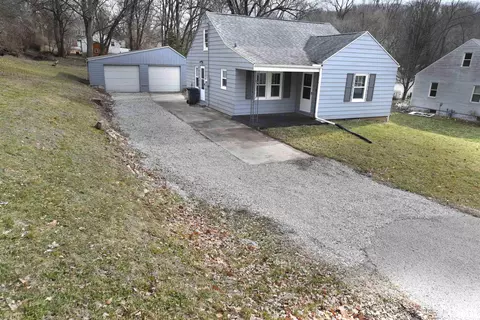 111 Gardner Ave, East Peoria, IL 61611