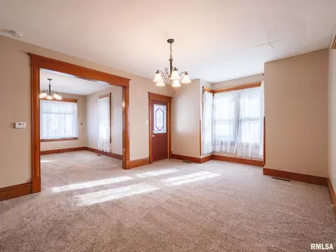Living - 407 N 3rd St, Dunlap, IL 61525 photo 1 of 9