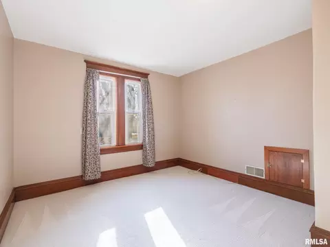 Bedroom - 407 N 3rd St, Dunlap, IL 61525 photo 7 of 13