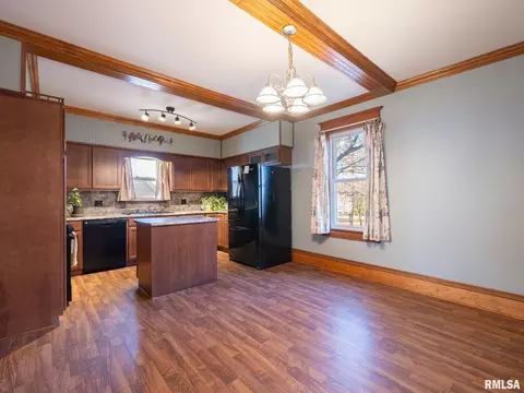 Kitchen - 407 N 3rd St, Dunlap, IL 61525 photo 1 of 7