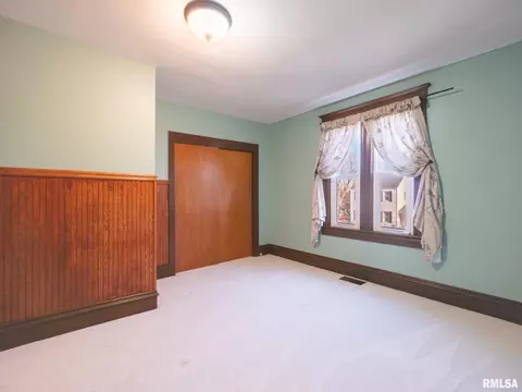Bedroom - 407 N 3rd St, Dunlap, IL 61525 photo 12 of 13