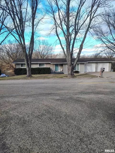 189 Hopewell Dr, Sparland, IL 61565