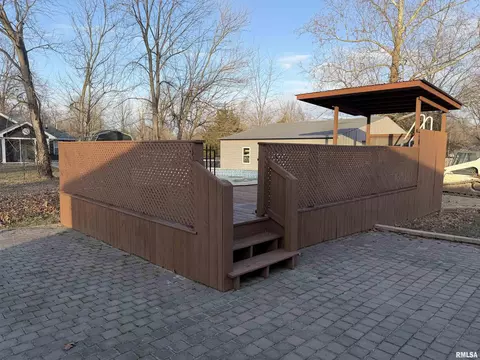 707 Forrest St, Benton, IL 62812 photo 13