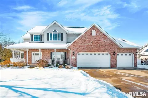 30 Newport Ct, Morton, IL 61550