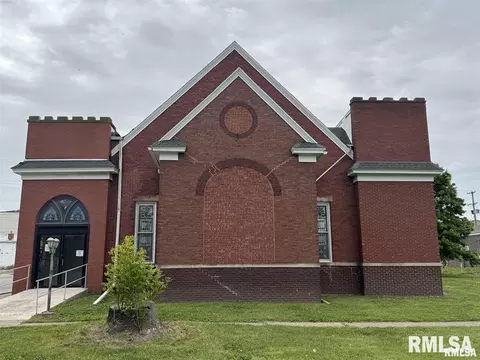 170 W Hurst St, Bushnell, IL 61422