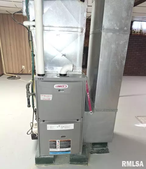 Other - 336 N 14th St, Canton, IL 61520 photo 3 of 6