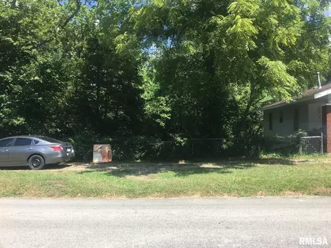 504 Lucier St, Murphysboro, IL 62966 photo 2