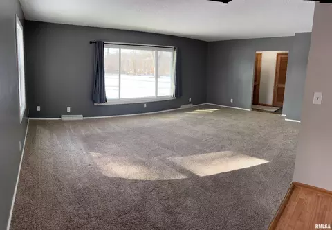 Living - 1913 S Main St, Eureka, IL 61530 photo 2 of 4