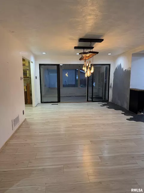 Other - 808 S Victor St, Christopher, IL 62822 photo 2 of 13