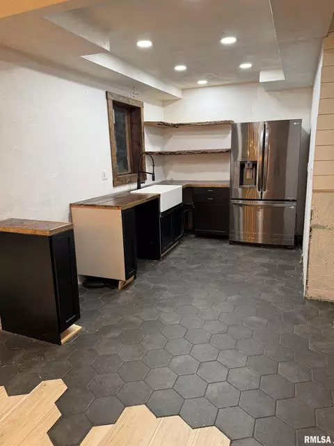 Kitchen - 808 S Victor St, Christopher, IL 62822 photo 1 of 2