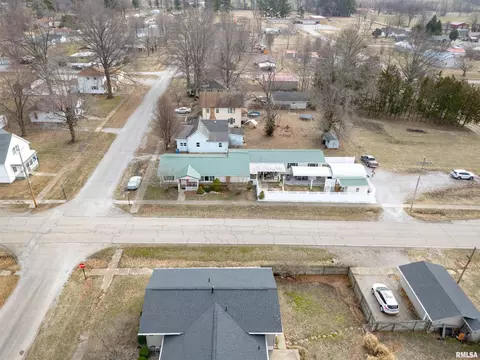 100 E Rea St, Valier, IL 62891 photo 32