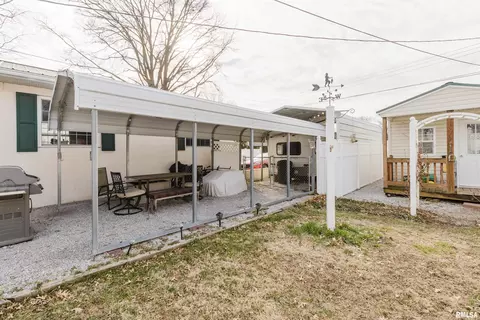 100 E Rea St, Valier, IL 62891 photo 30