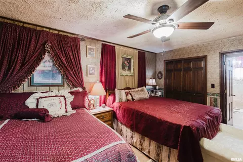 100 E Rea St, Valier, IL 62891 photo 12