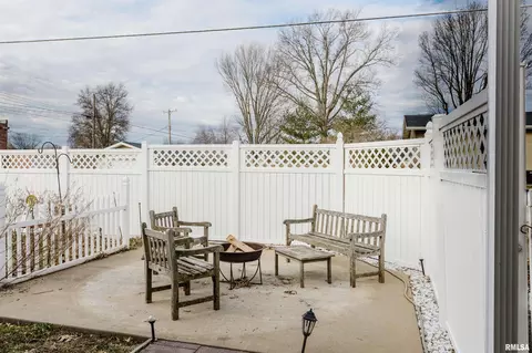 100 E Rea St, Valier, IL 62891 photo 29