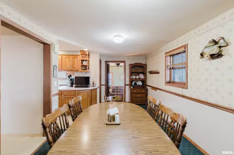 100 E Rea St, Valier, IL 62891 photo 18