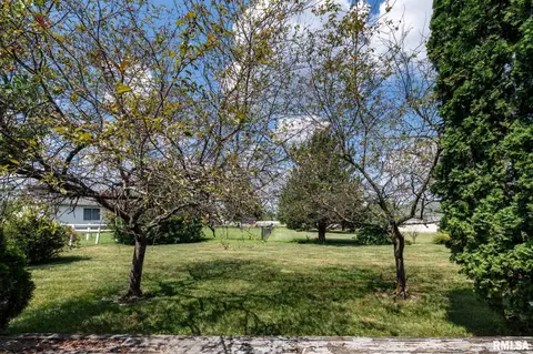304 Bogie Dr, Herrin, IL 62948 photo 32