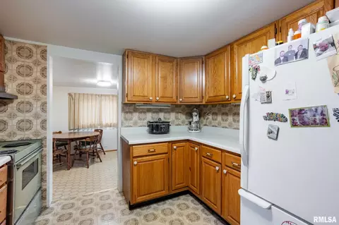 Kitchen - 1720 Camp Cedar Point Ln, Makanda, IL 62958 photo 2 of 3