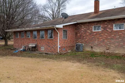 Exterior - 1720 Camp Cedar Point Ln, Makanda, IL 62958 photo 4 of 6